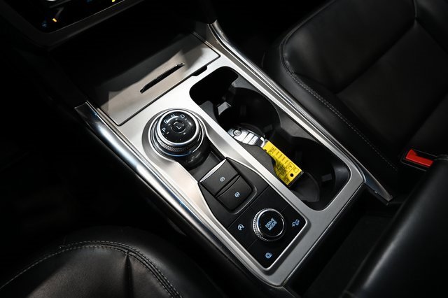 Used 2021 Ford Explorer XLT w/ Equipment Group 202A image 20