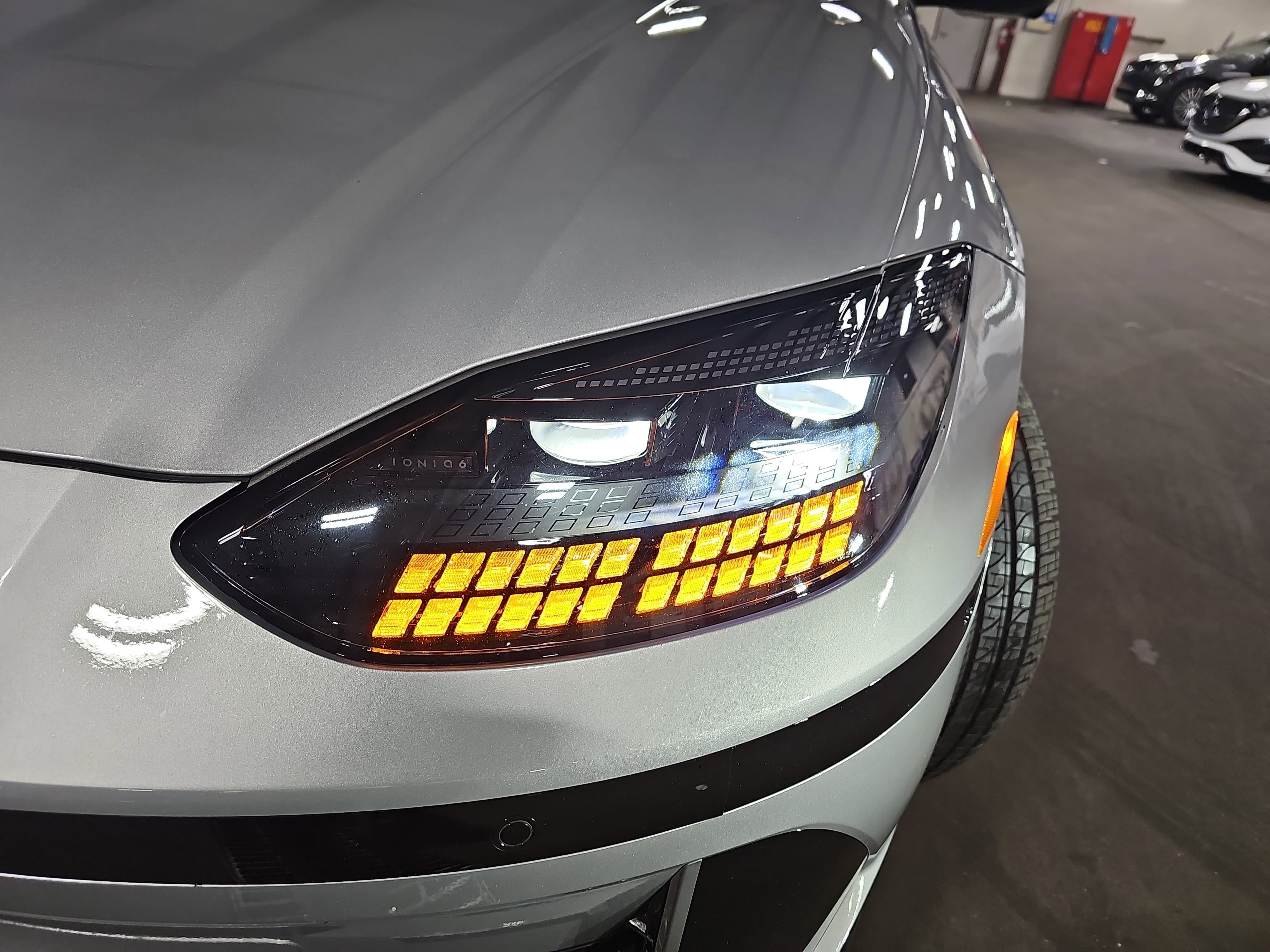 Used 2024 Hyundai Ioniq 6 Limited image 32