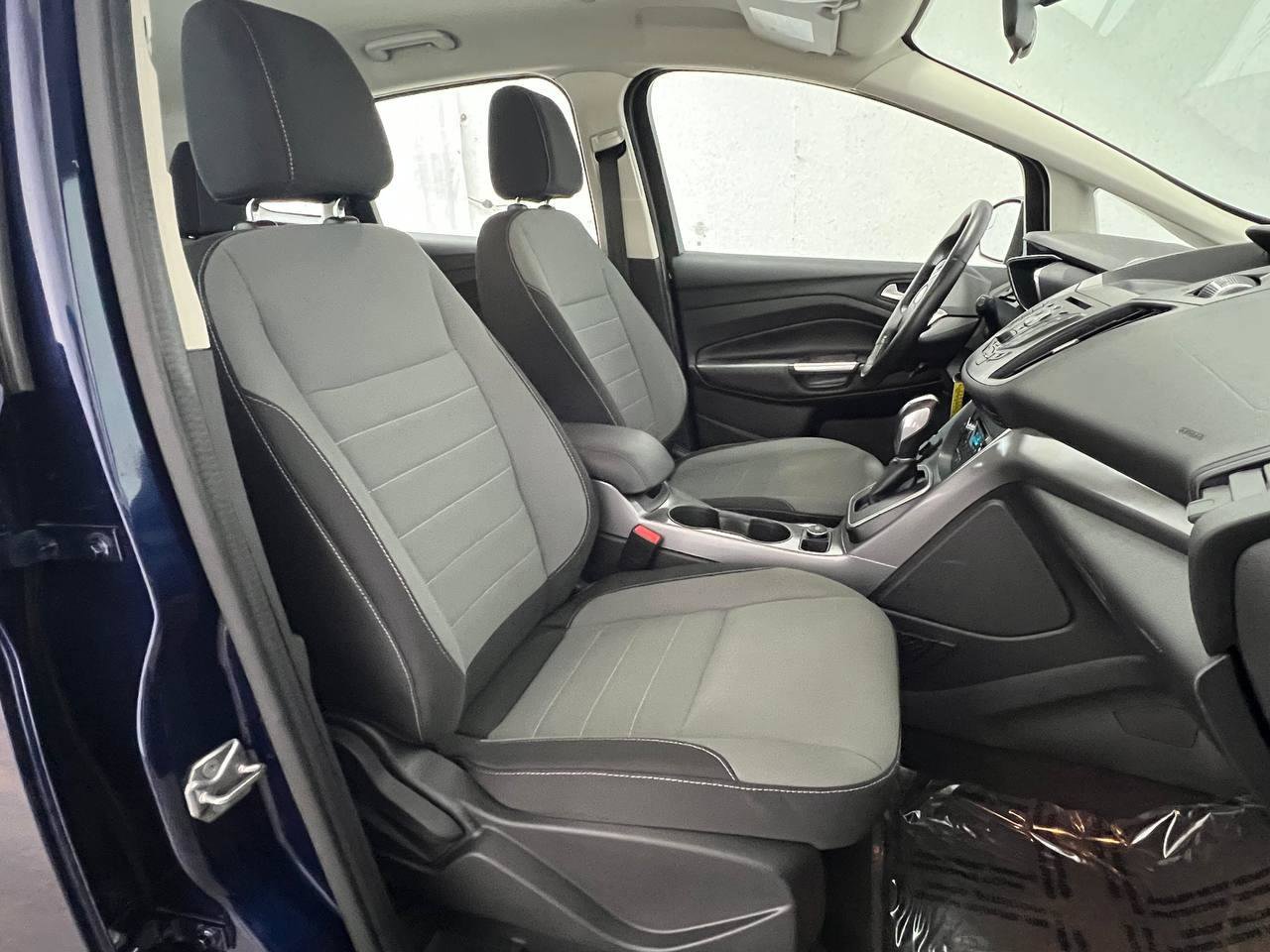 Used 2016 Ford C-MAX SE w/ Cargo Management Package image 12