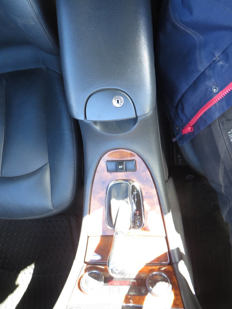 Used 2005 Mercedes-Benz CLK 500 Cabriolet image 41