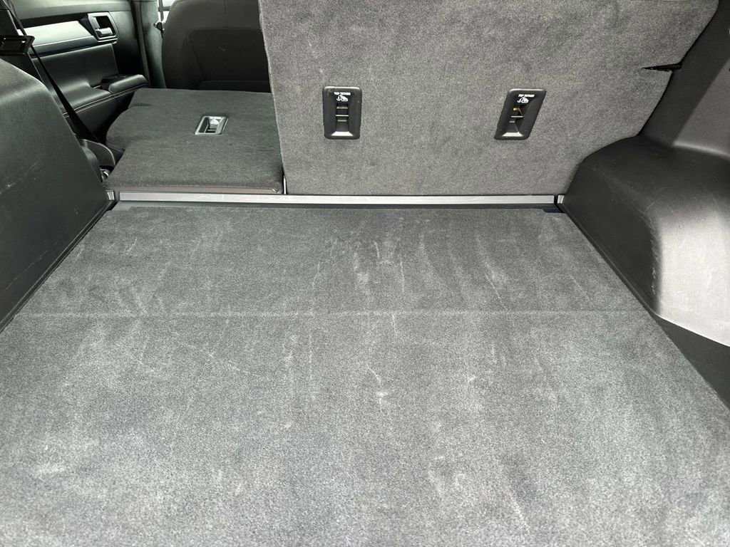 Used 2025 GMC Terrain Elevation image 14