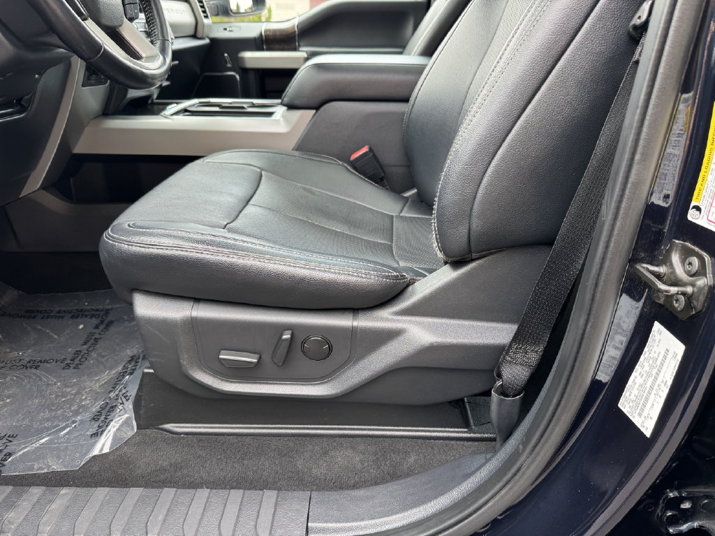 Used 2022 Ford F250 Lariat w/ Lariat Ultimate Package AWD/4WD image 18