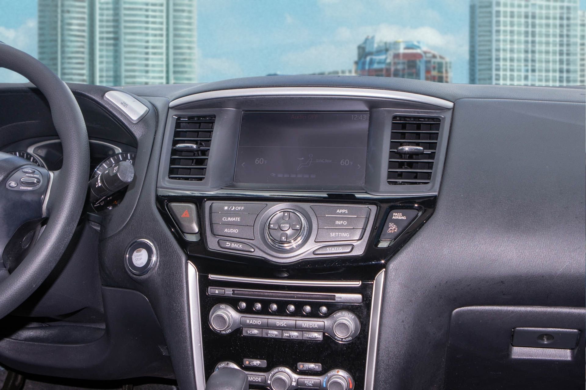 Used 2019 Nissan Pathfinder S image 23