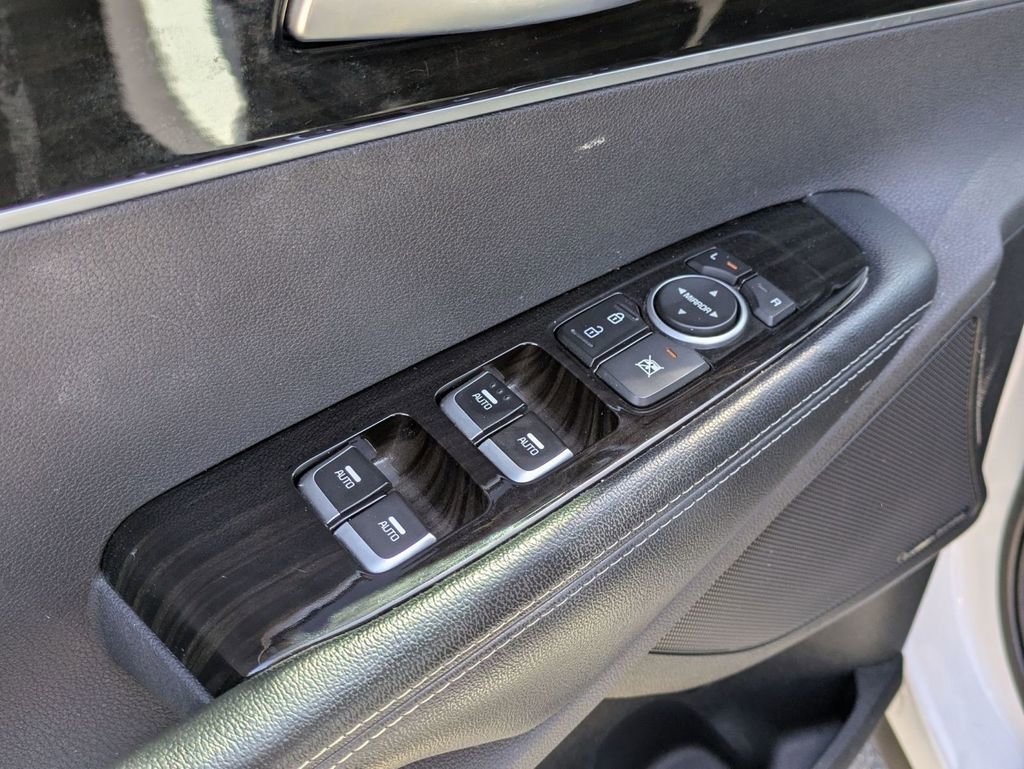Used 2019 Kia Sorento EX w/ EX Touring Package FWD image 12