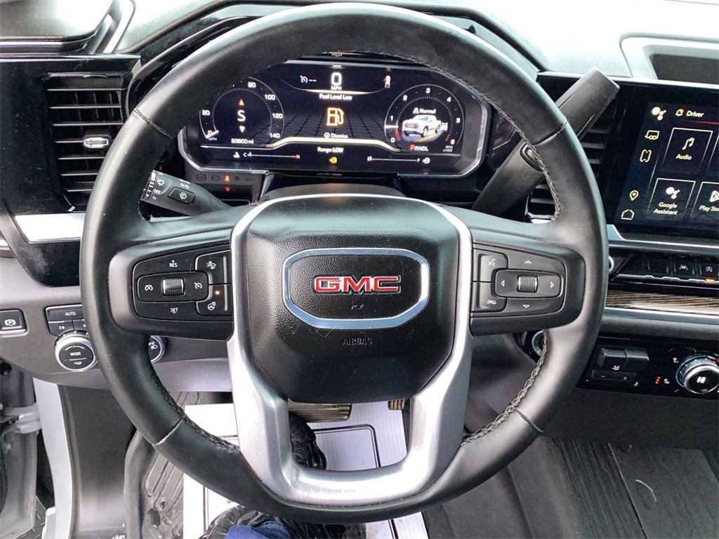 Used 2024 GMC Sierra 1500 SLE w/ Preferred Package image 10
