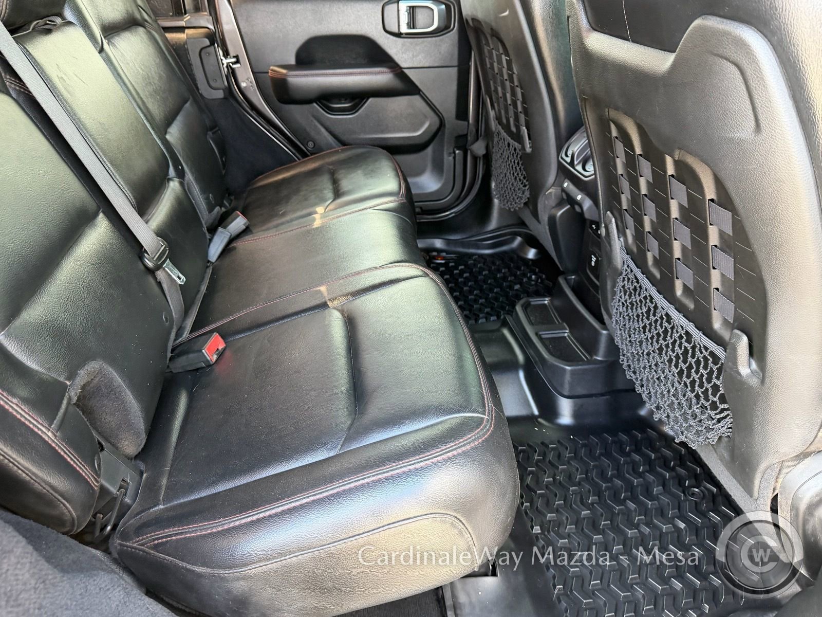 Used 2018 Jeep Wrangler Unlimited Rubicon AWD/4WD image 14