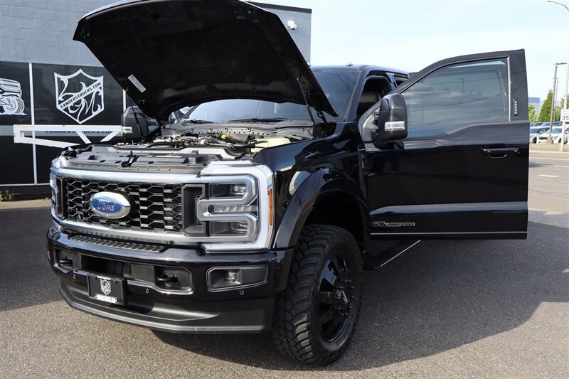 Used 2026 Ford F450 Platinum w/ FX4 Off-Road Package AWD/4WD image 30