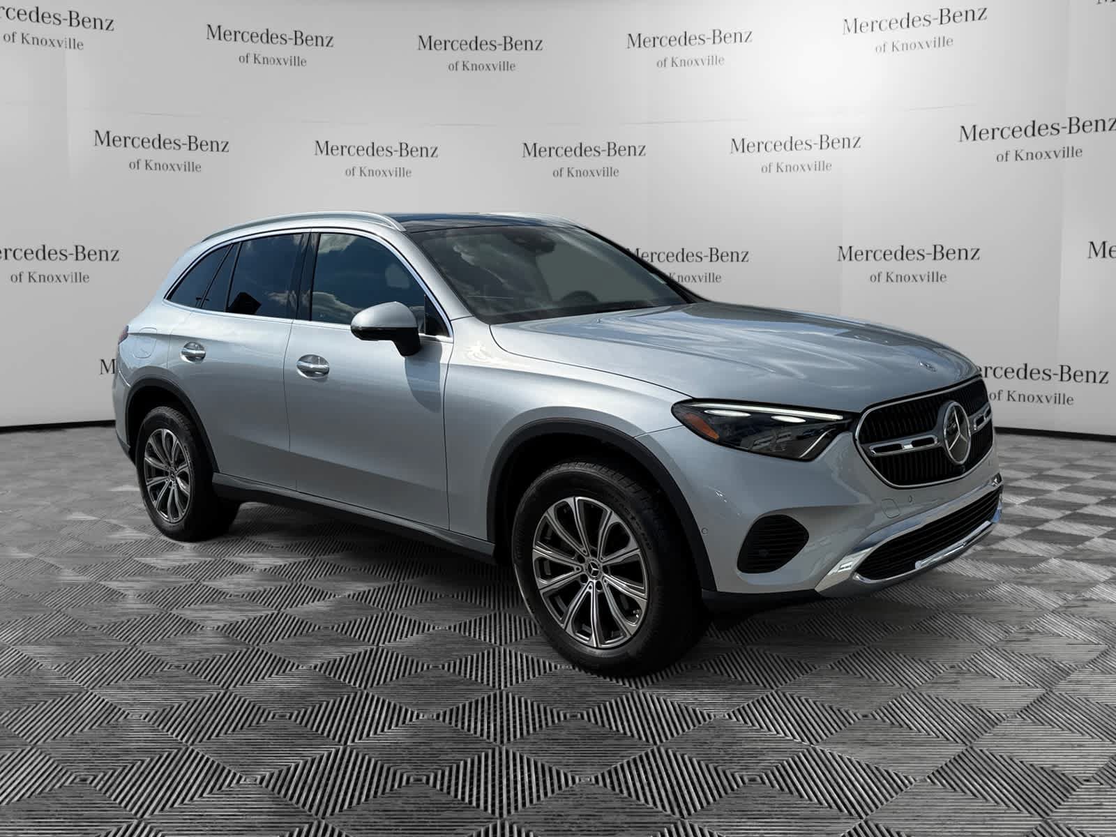 Certified 2023 Mercedes-Benz GLC 300 4MATIC image 2
