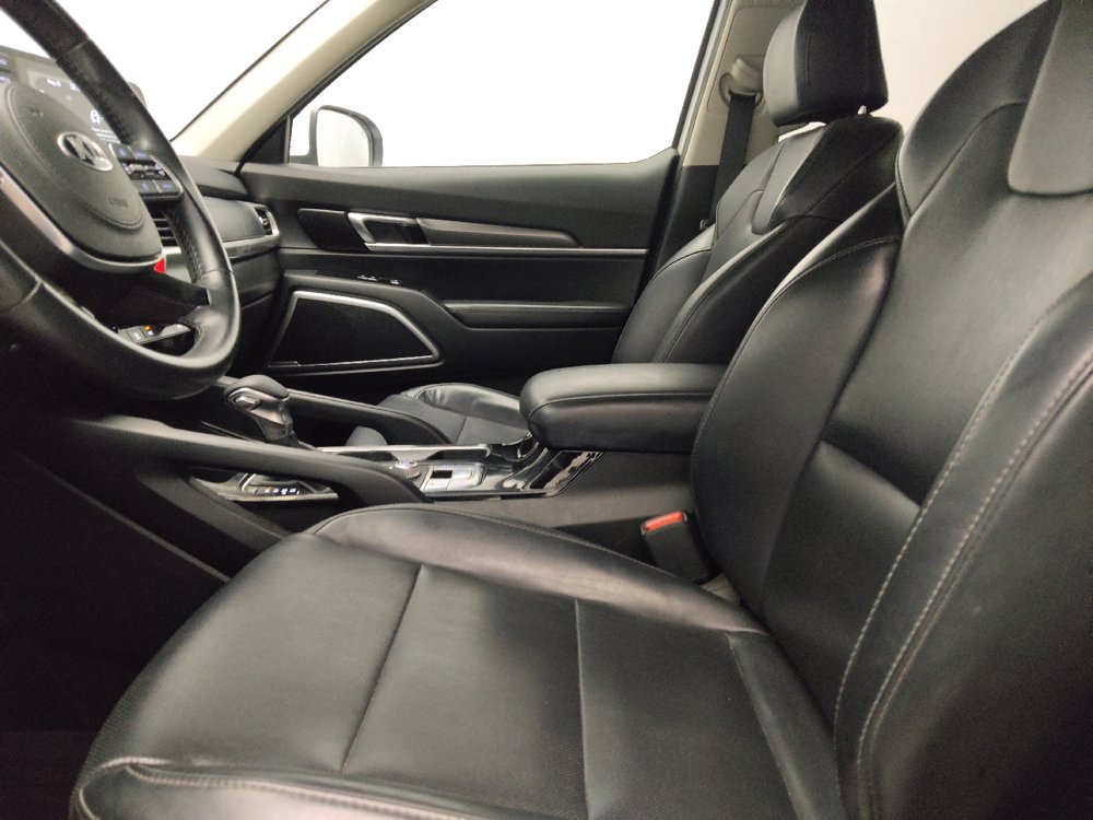 Used 2020 Kia Telluride LX FWD image 17