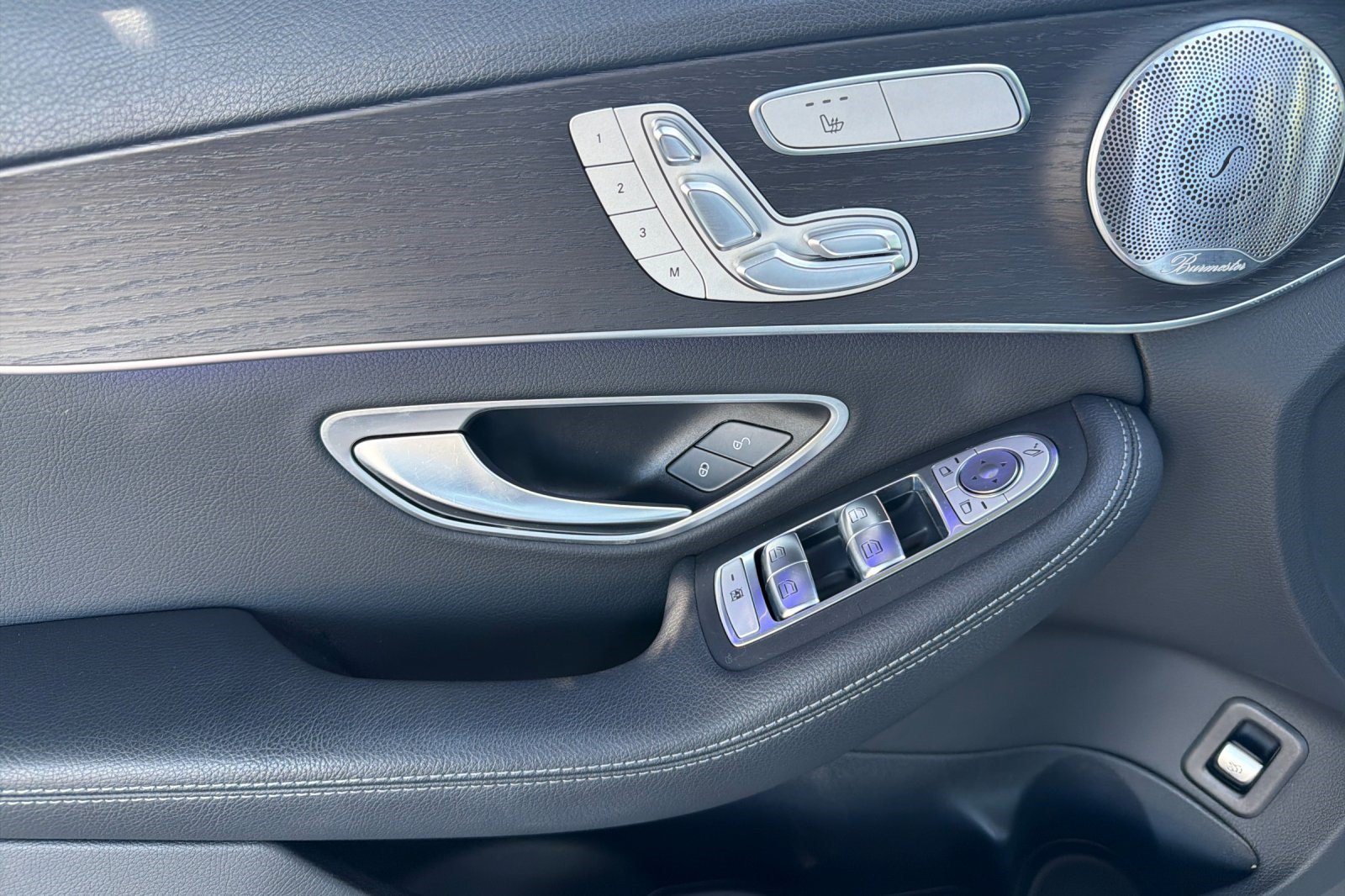 Used 2020 Mercedes-Benz C 300 Sedan image 12