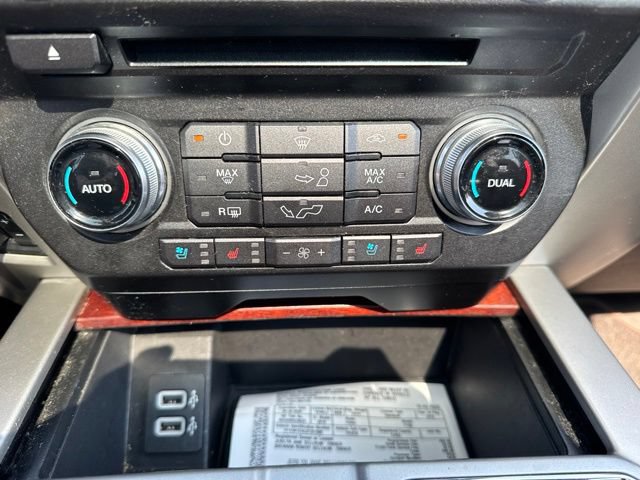 Used 2018 Ford F150 King Ranch w/ Equipment Group 601A Luxury AWD/4WD image 22