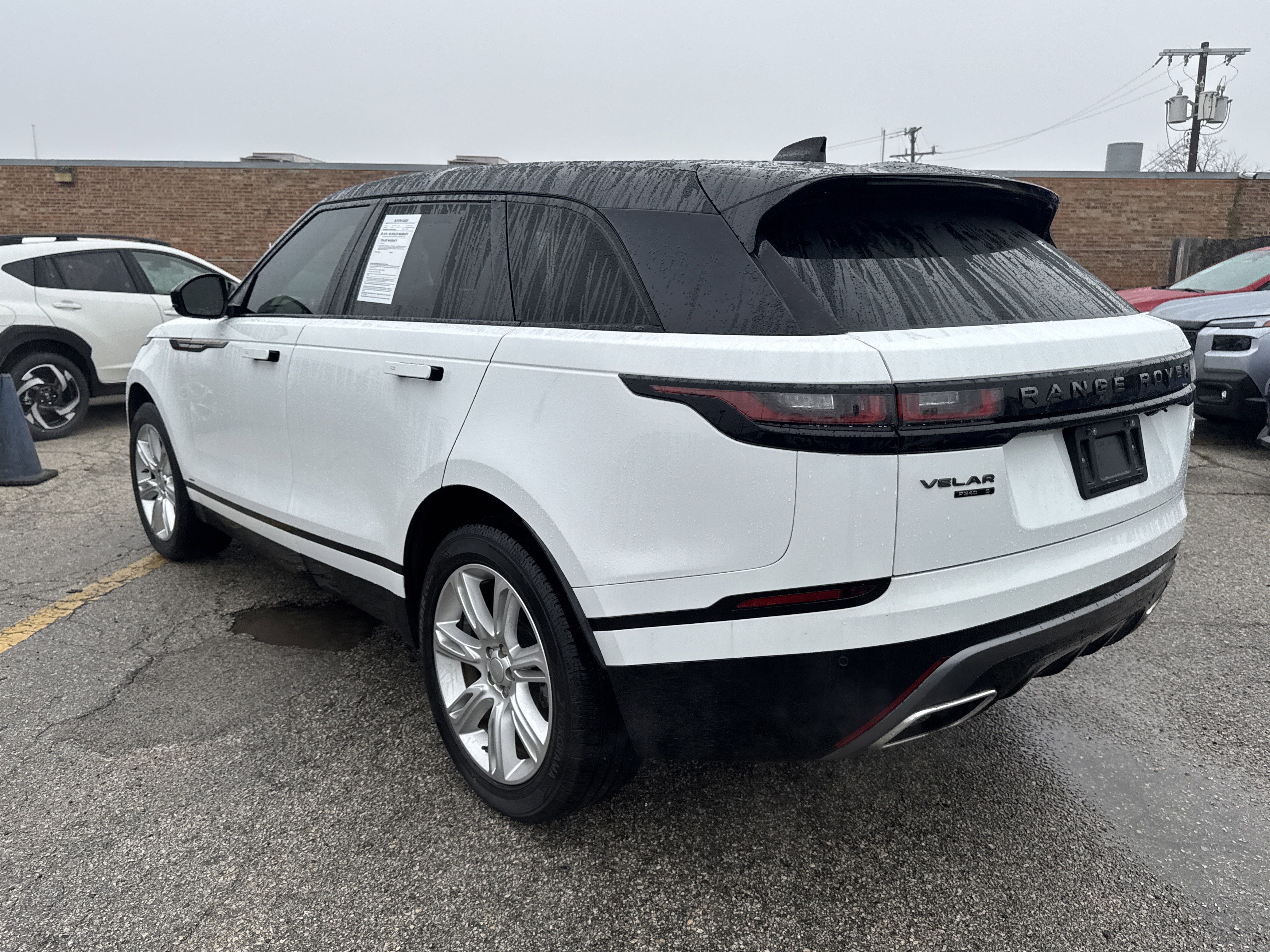 Used 2020 Land Rover Range Rover Velar R-Dynamic S image 5