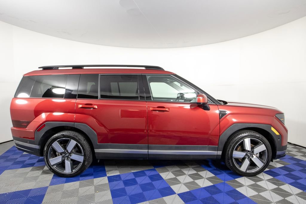 Used 2024 Hyundai Santa Fe Limited image 4