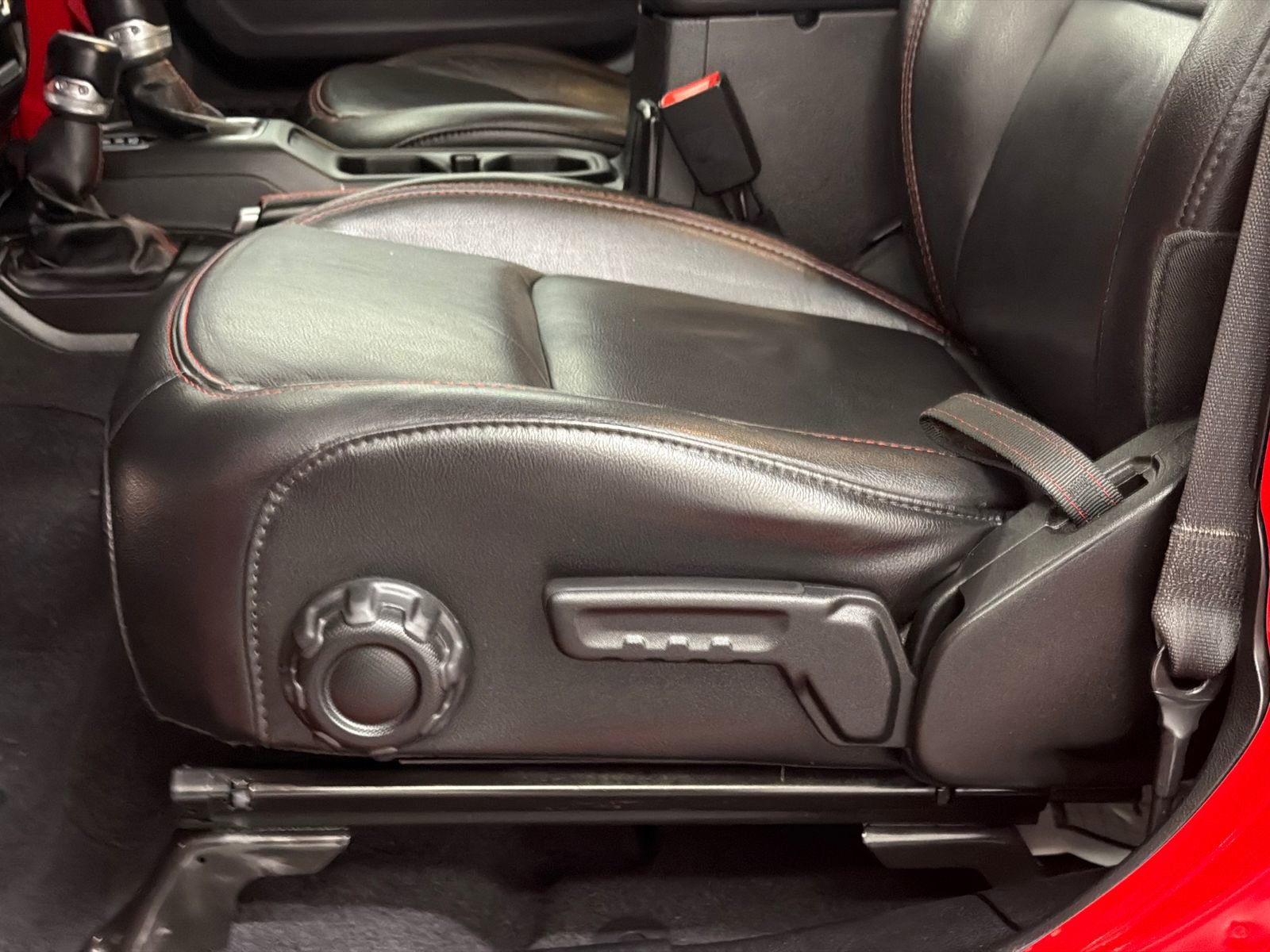 Used 2019 Jeep Wrangler Unlimited Rubicon image 15