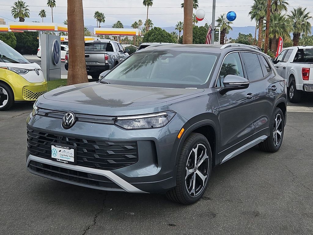 New 2026 Volkswagen Tiguan SE FWD image 8