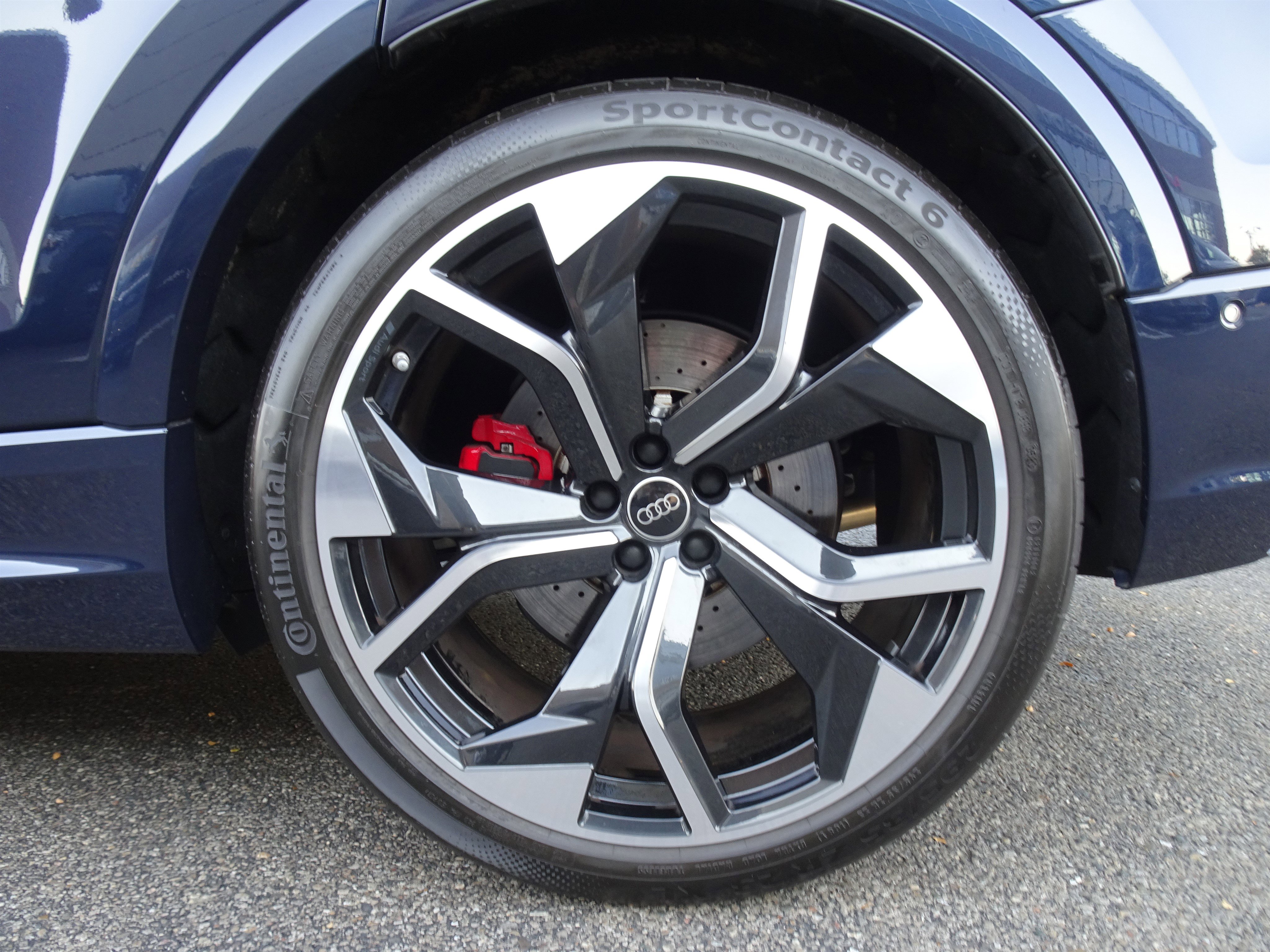 Certified 2024 Audi RS Q8 image 8