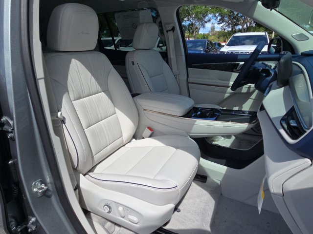 New 2026 Buick Enclave Avenir w/ Super Cruise Package FWD image 18