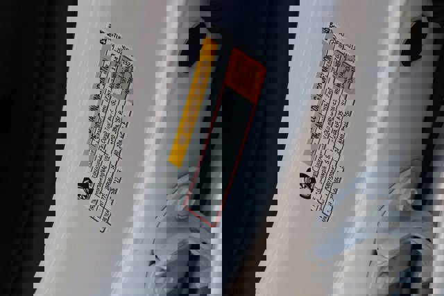 Used 2025 GMC Sierra 1500 SLT image 30