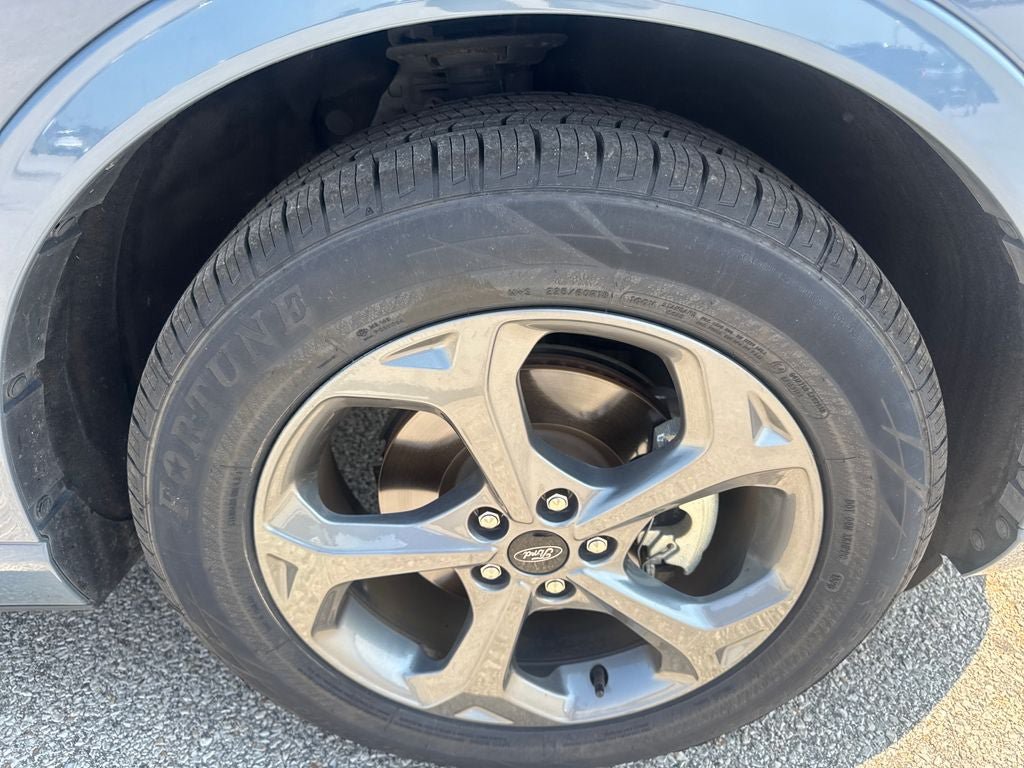Used 2024 Ford Escape ST-Line w/ Tech Pack #1 FWD image 11