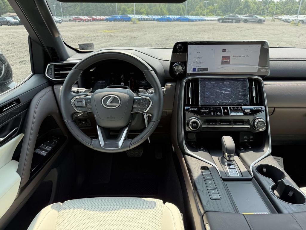 New 2026 Lexus LX 700h Luxury AWD/4WD image 8