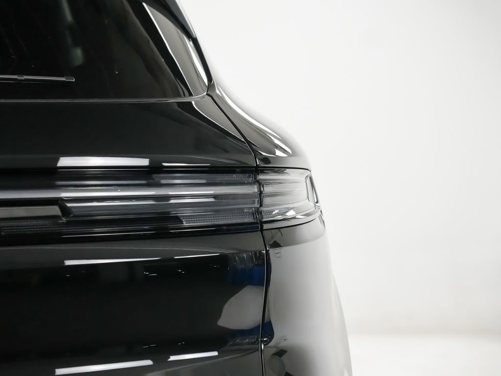New 2026 Porsche Cayenne image 12