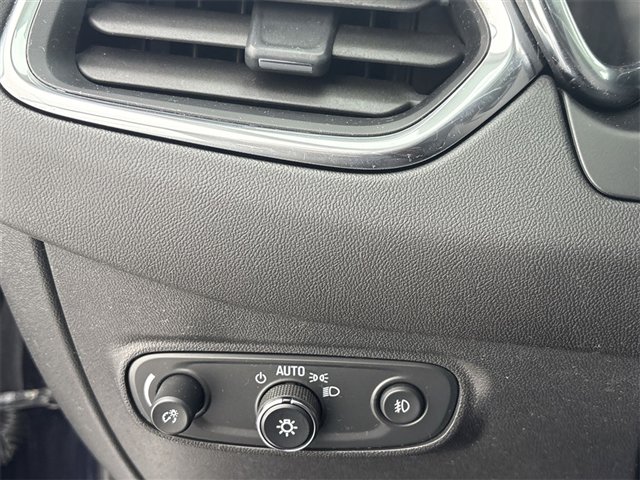 Certified 2020 Chevrolet Equinox LT image 17