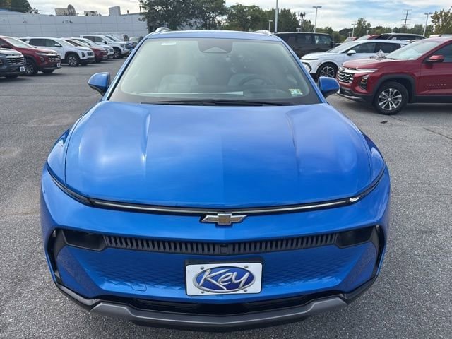 New 2025 Chevrolet Equinox EV LT w/ Convenience Package II FWD image 2