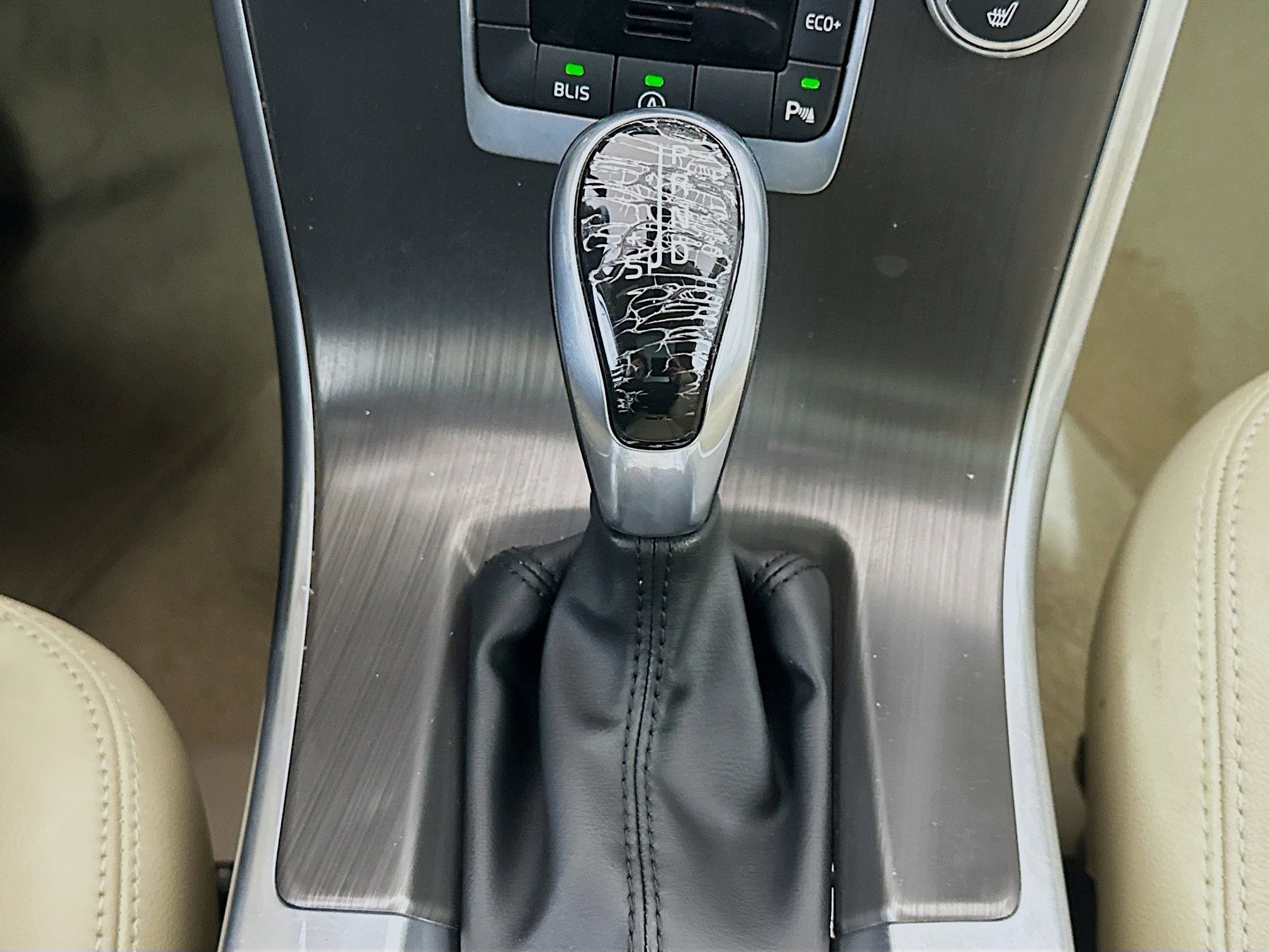 Used 2015 Volvo XC60 T5 Premier image 23