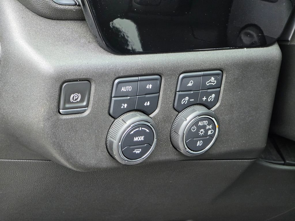 Certified 2022 Chevrolet Silverado 1500 LTZ image 38