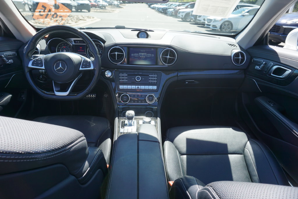Used 2017 Mercedes-Benz SL 450 image 28