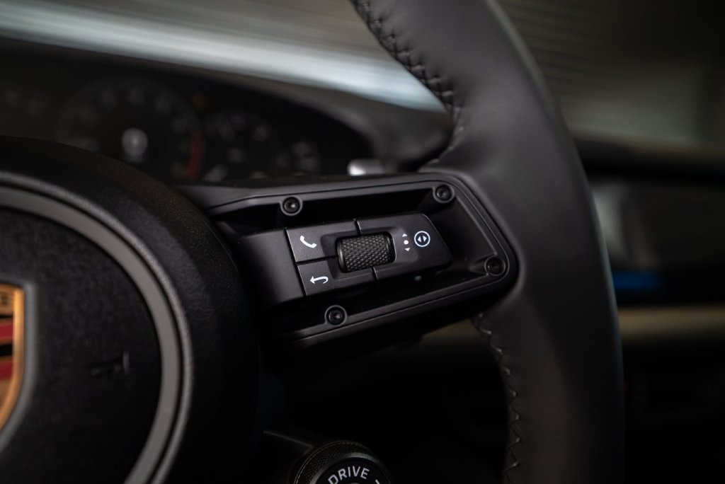New 2026 Porsche Cayenne Coupe AWD/4WD image 16