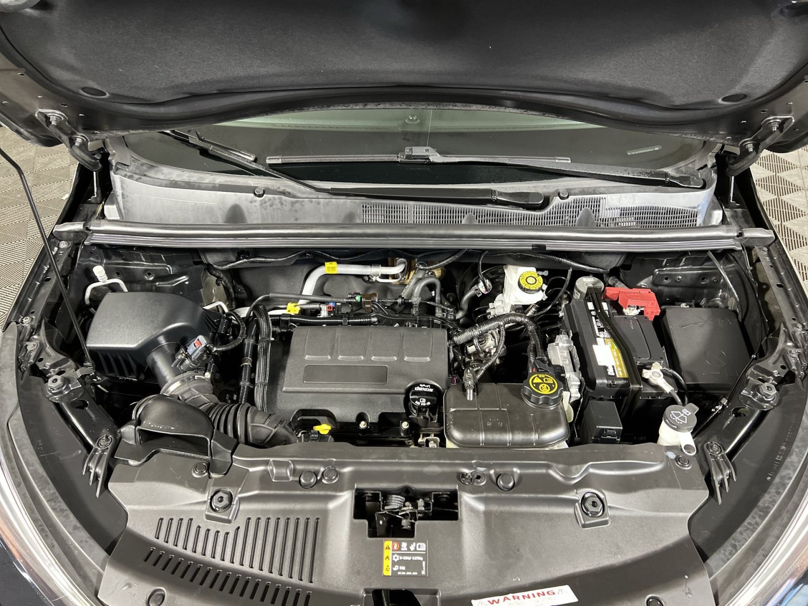 Used 2021 Buick Encore Preferred w/ Safety Package FWD image 27