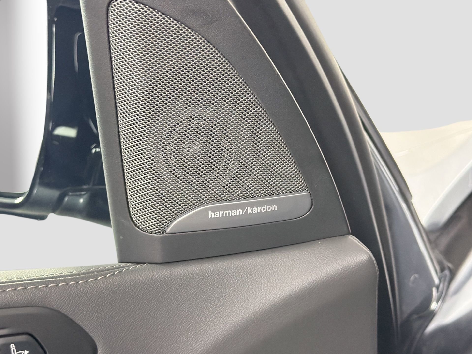 Used 2026 BMW X7 M60i image 19