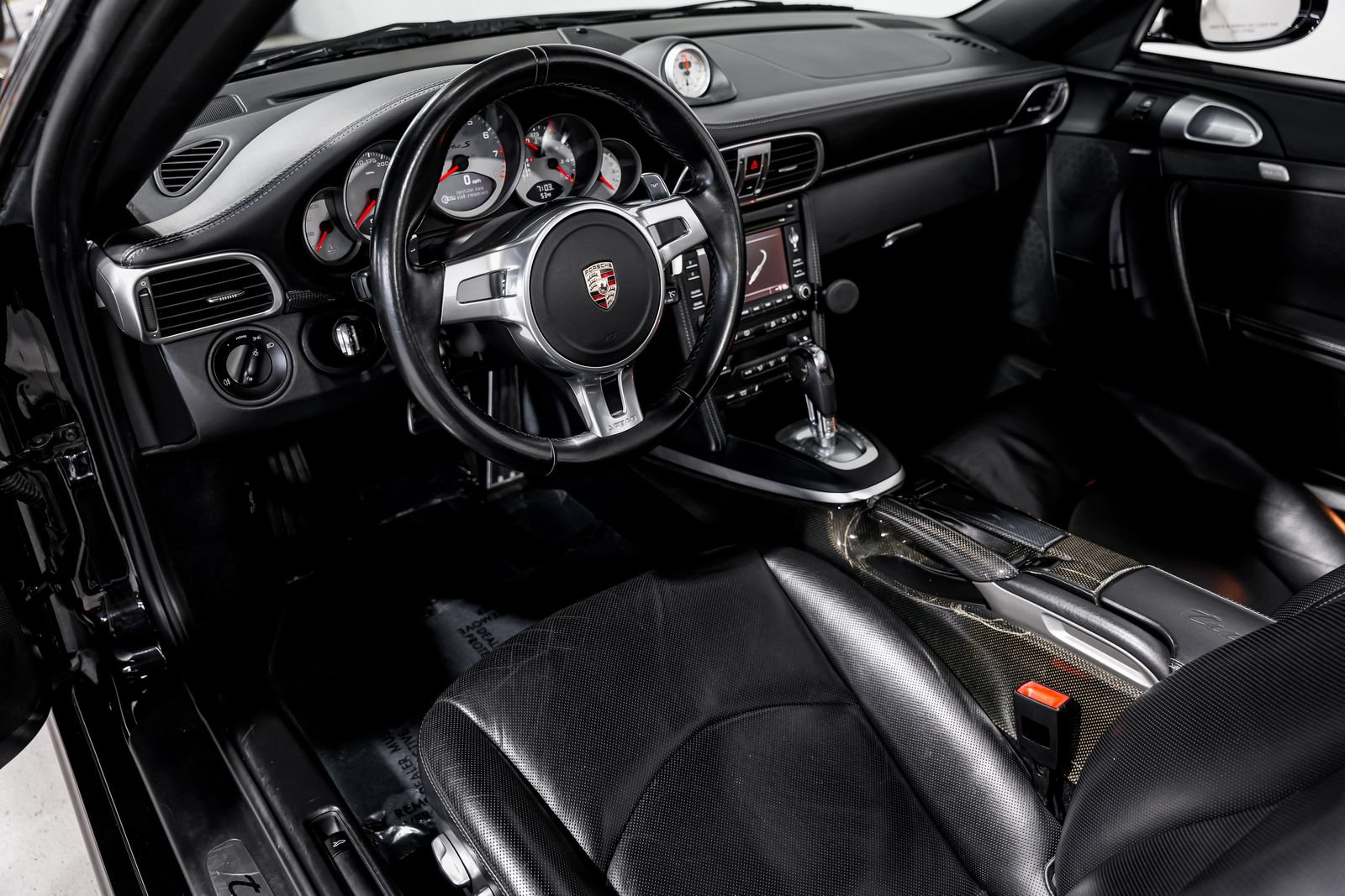 Used 2011 Porsche 911 Turbo S AWD/4WD image 9