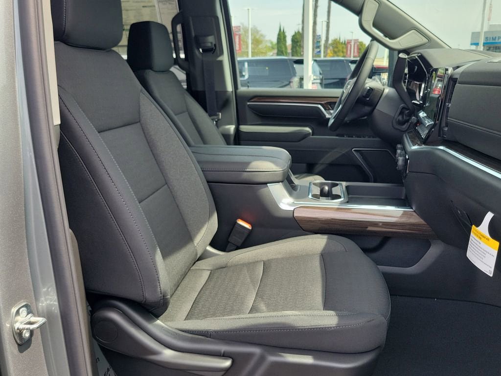 New 2026 Chevrolet Silverado 2500 LT w/ All Star Edition AWD/4WD image 19