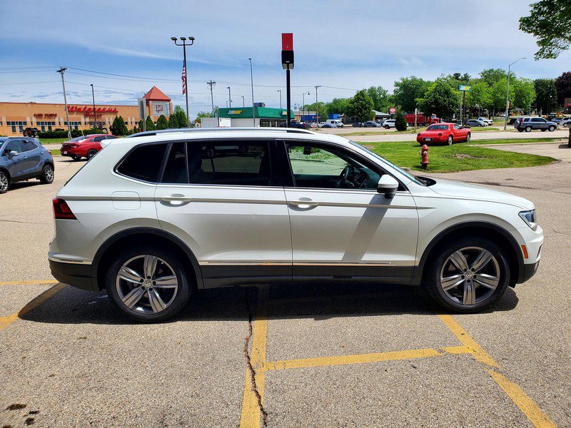 Used 2020 Volkswagen Tiguan SE FWD image 4
