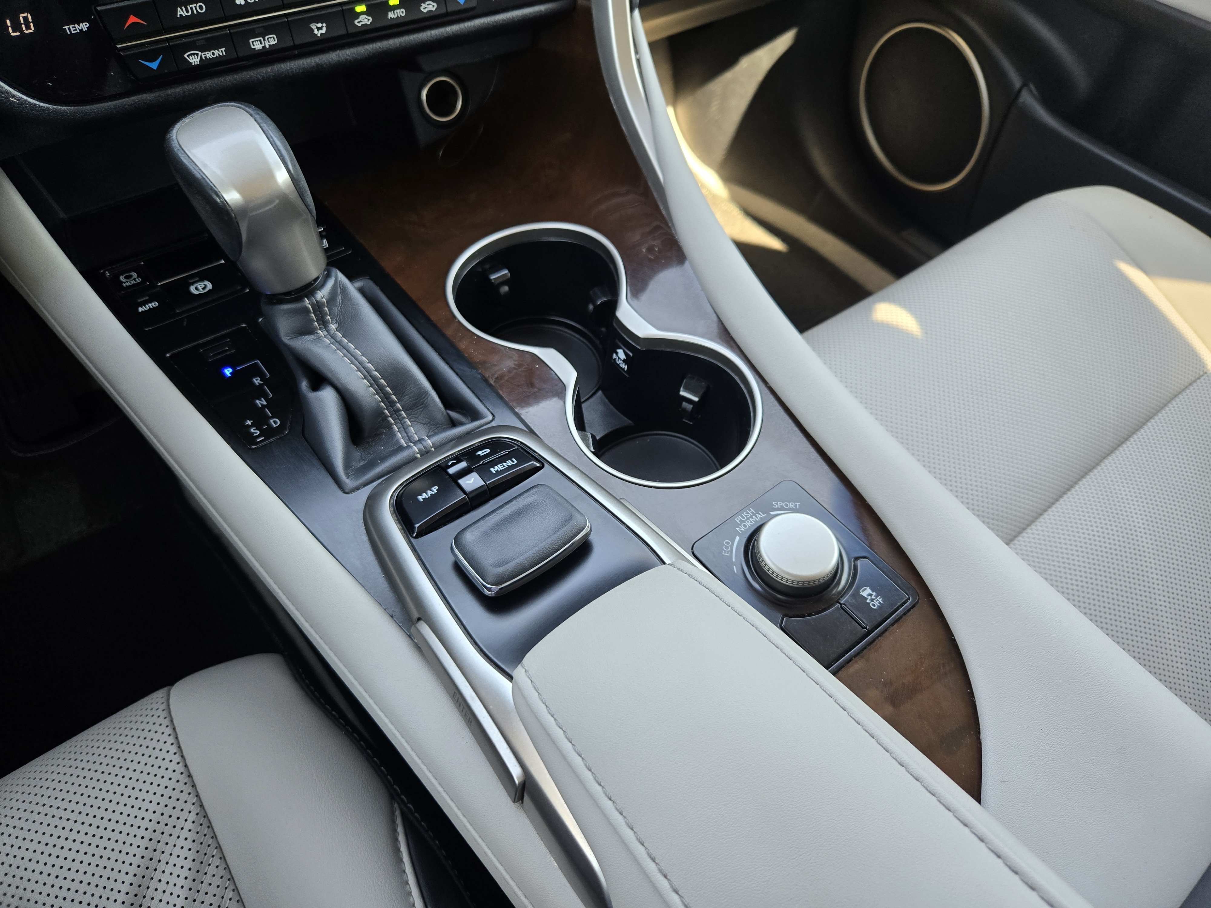 Used 2019 Lexus RX 350 FWD w/ Navigation Package image 20