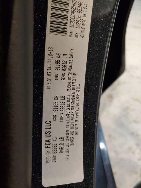 Used 2017 Chrysler 200 Limited Platinum w/ Comfort & Convenience Group image 32