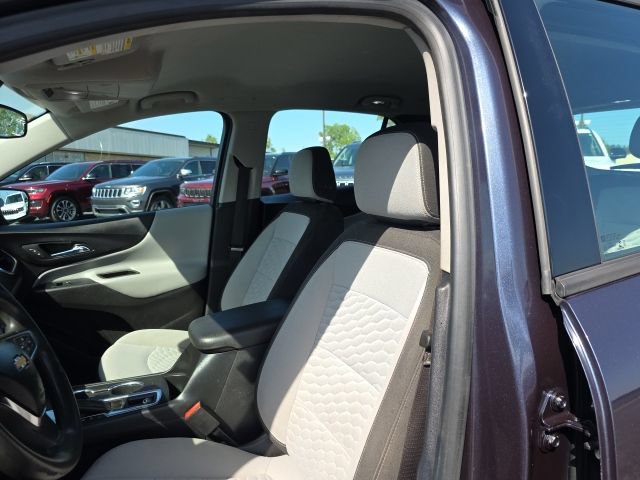 Used 2018 Chevrolet Equinox LS FWD image 13