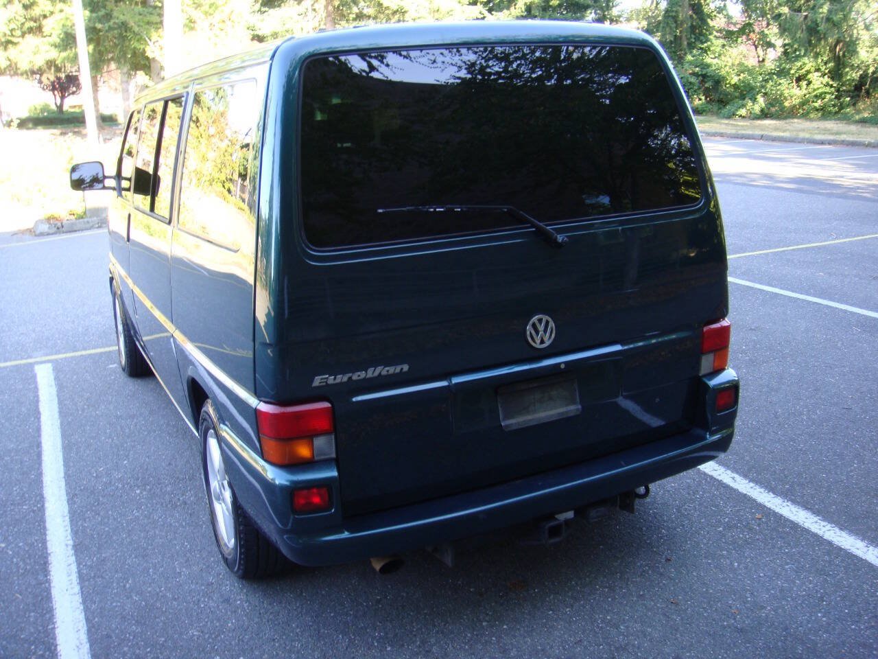 Used 2003 Volkswagen Eurovan MV FWD image 9