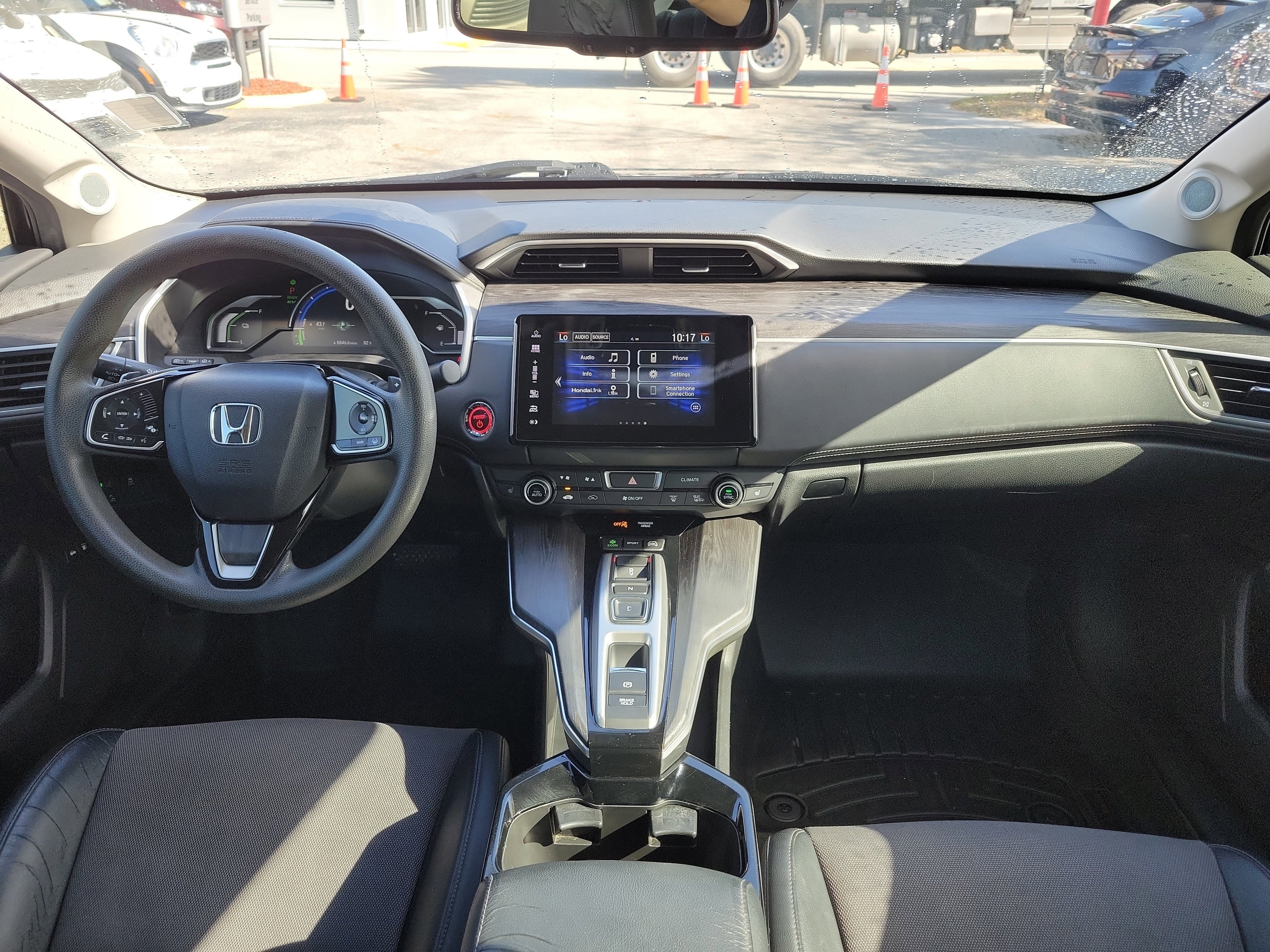 Used 2018 Honda Clarity Plug-In Hybrid image 16