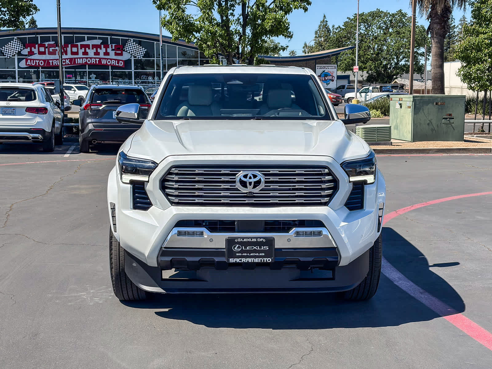 Used 2024 Toyota Tacoma Limited w/ Limited Package (LT) AWD/4WD image 6