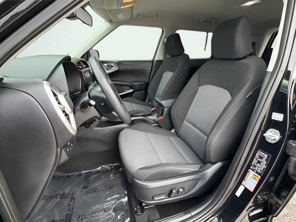 Used 2021 Kia Soul S FWD image 18