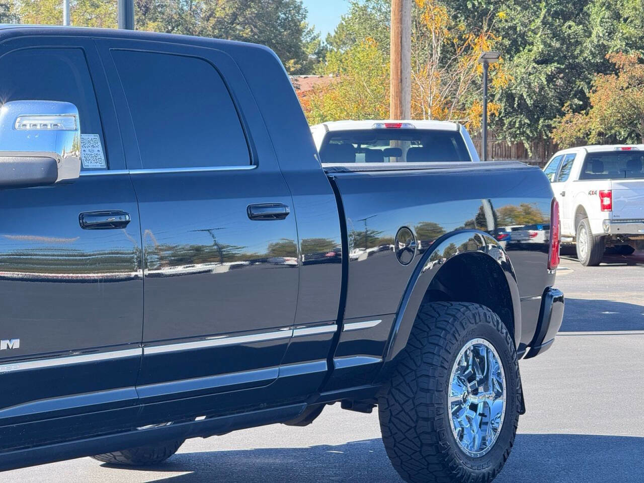 Used 2023 RAM 3500 Limited image 8