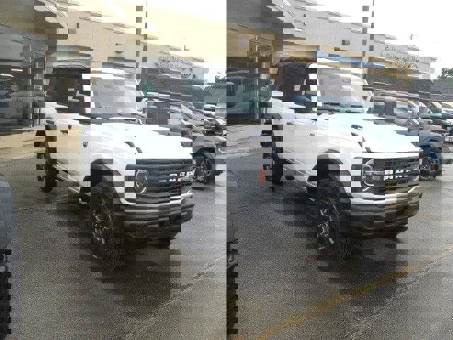 New 2025 Ford Bronco Big Bend image 3