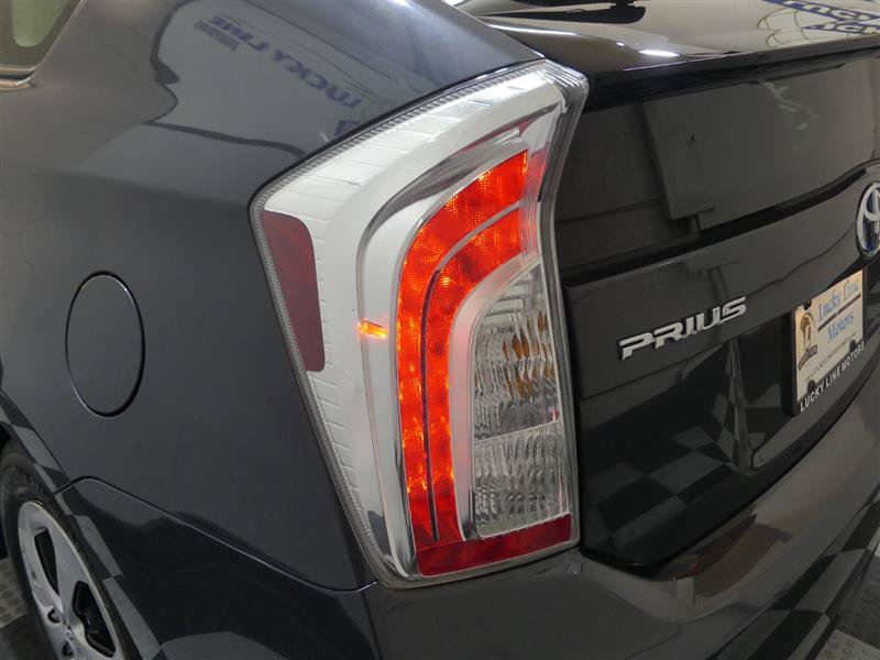 Used 2015 Toyota Prius Four FWD image 15