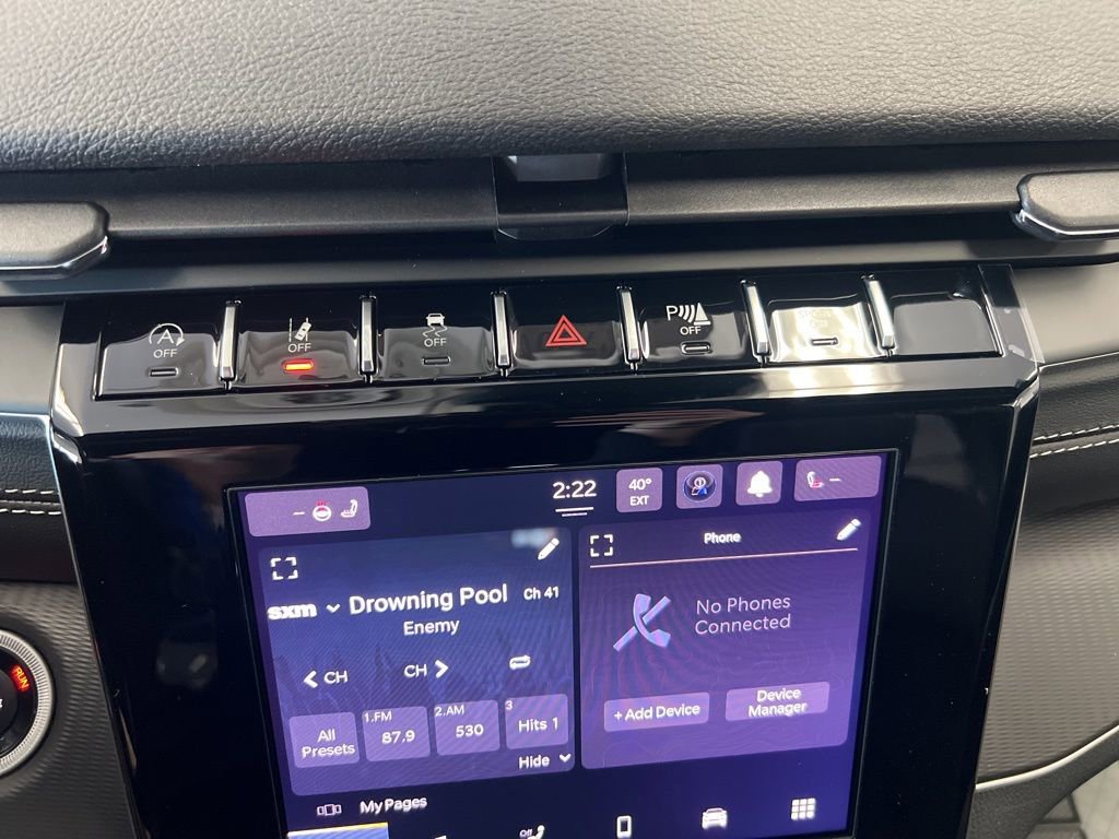 New 2025 Jeep Grand Cherokee Altitude image 18