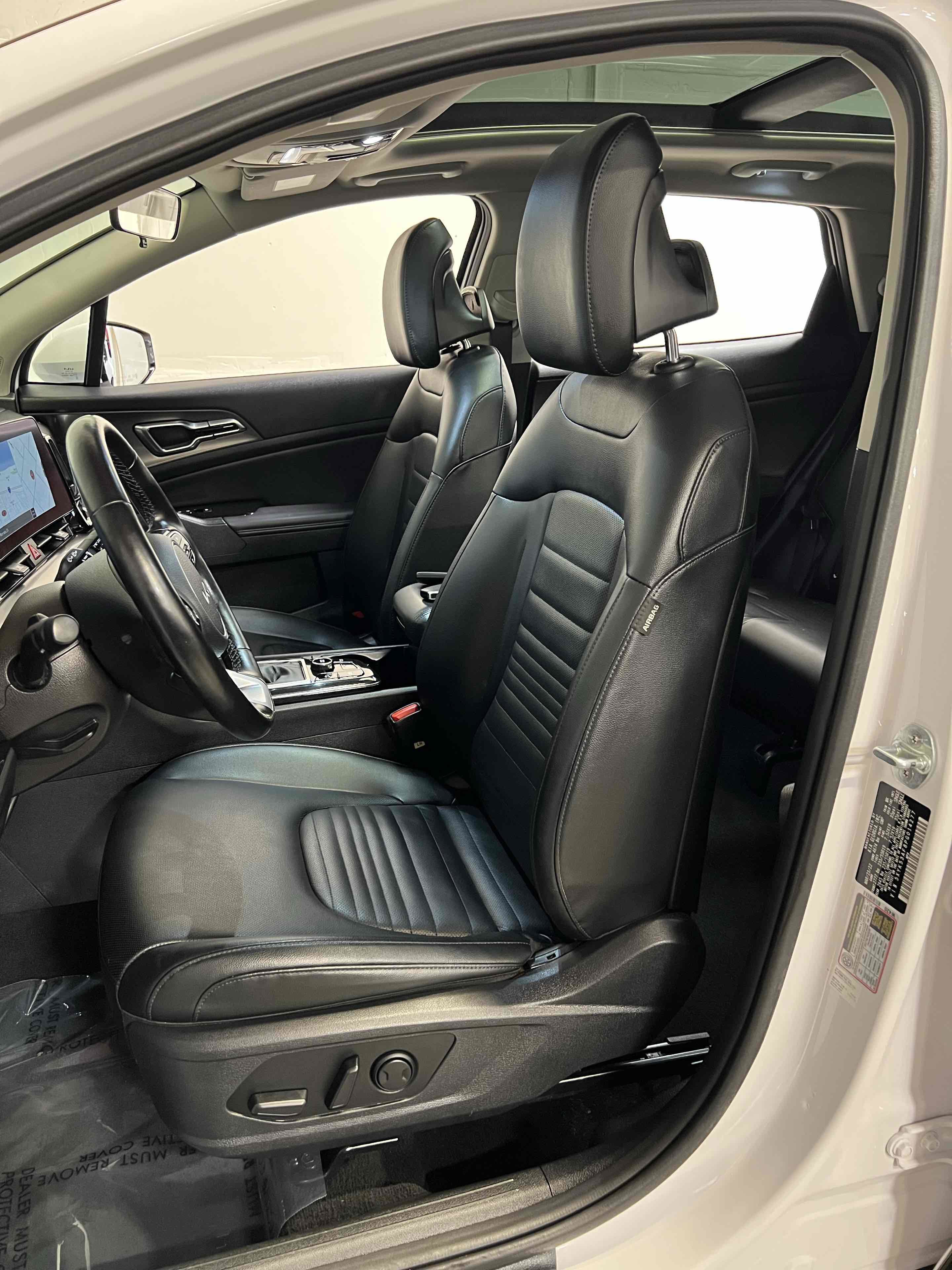 Used 2023 Kia Sportage SX FWD image 4