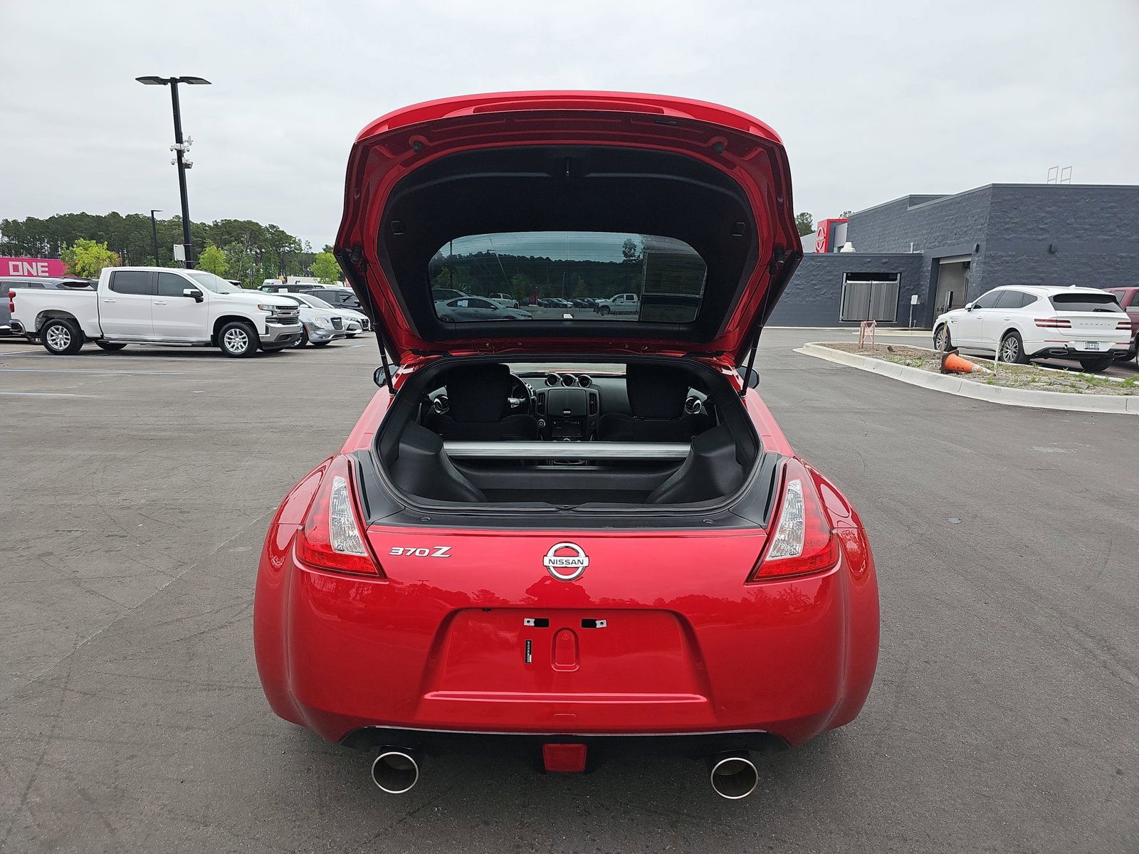 Used 2020 Nissan 370Z w/ Sport Package RWD image 12