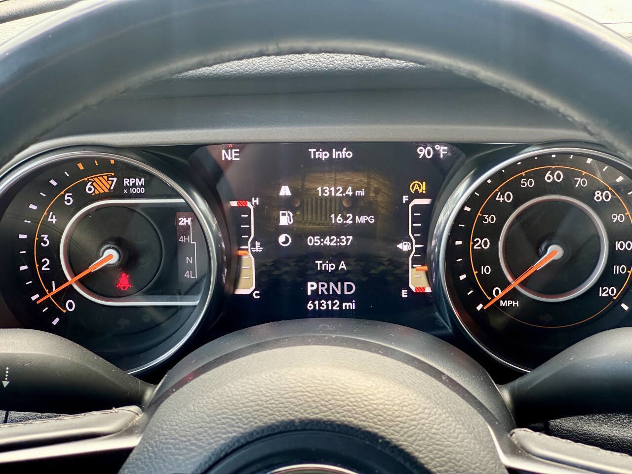 Used 2020 Jeep Wrangler Unlimited Sport image 17